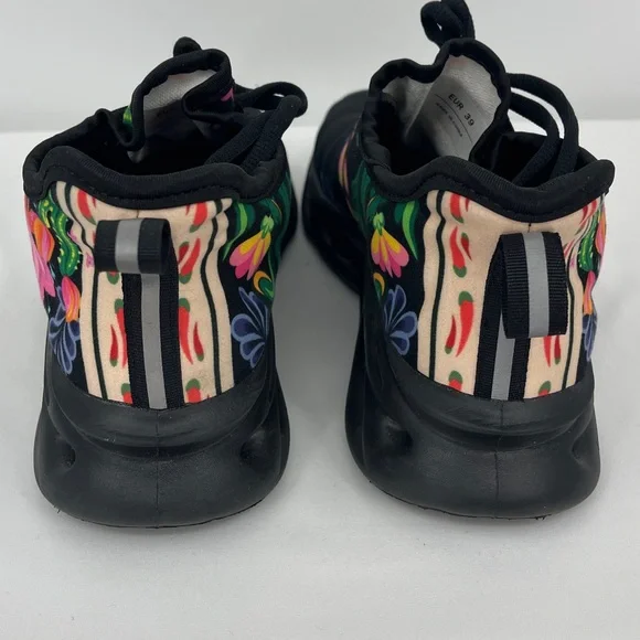 Floral Black Sneakers WOMENS SIZE 39 - Picture 5 of 7